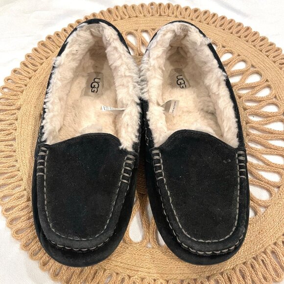 UGG Ansley Water-Resistant Suede Wool Lined Moccasin Slippers Size 8 Black - Picture 4 of 13